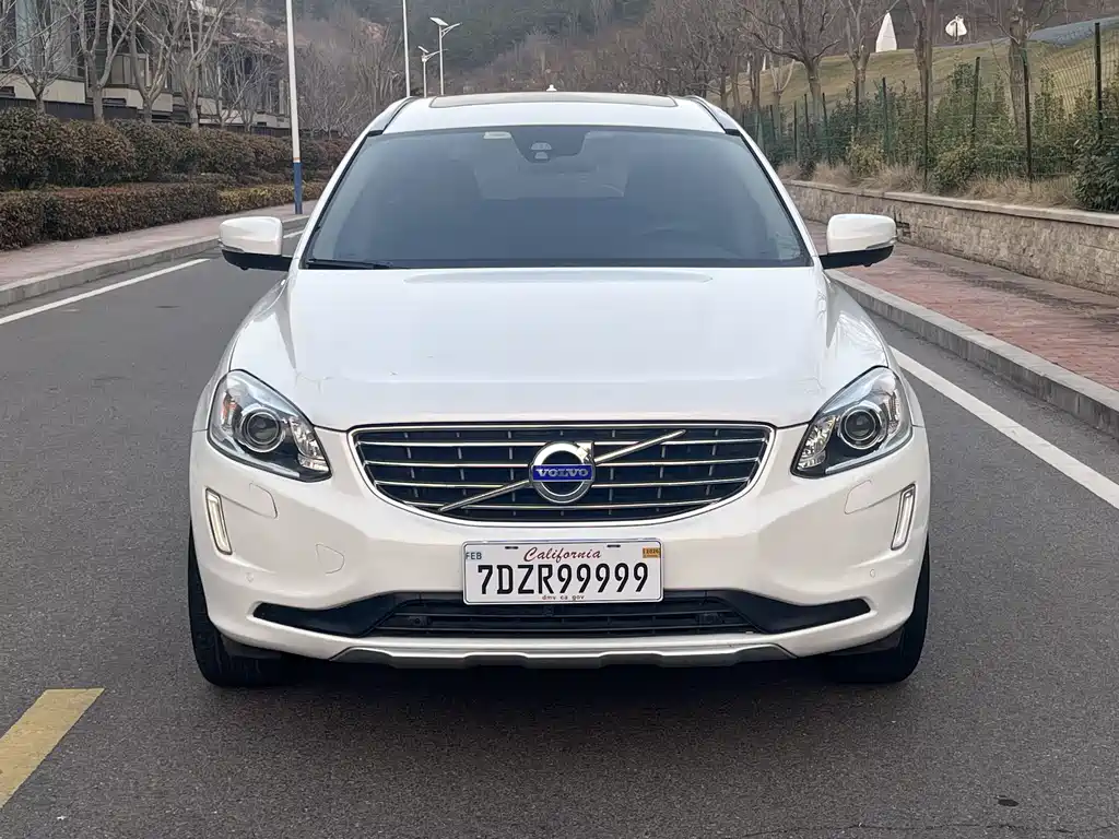 Volvo XC60 2016 — фото 3