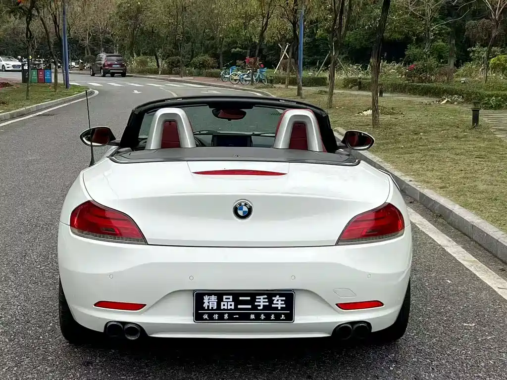 BMW Z4 2012 — фото 8