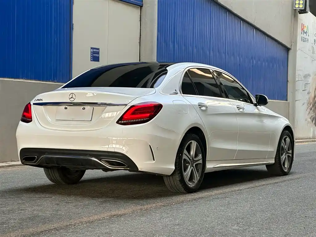 Mercedes-Benz C-Class 2020