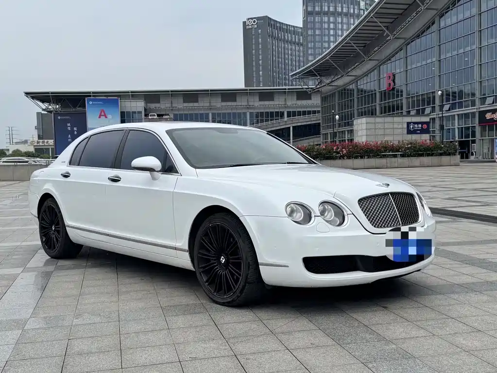 Bentley Flying Spur 2007 — фото 6