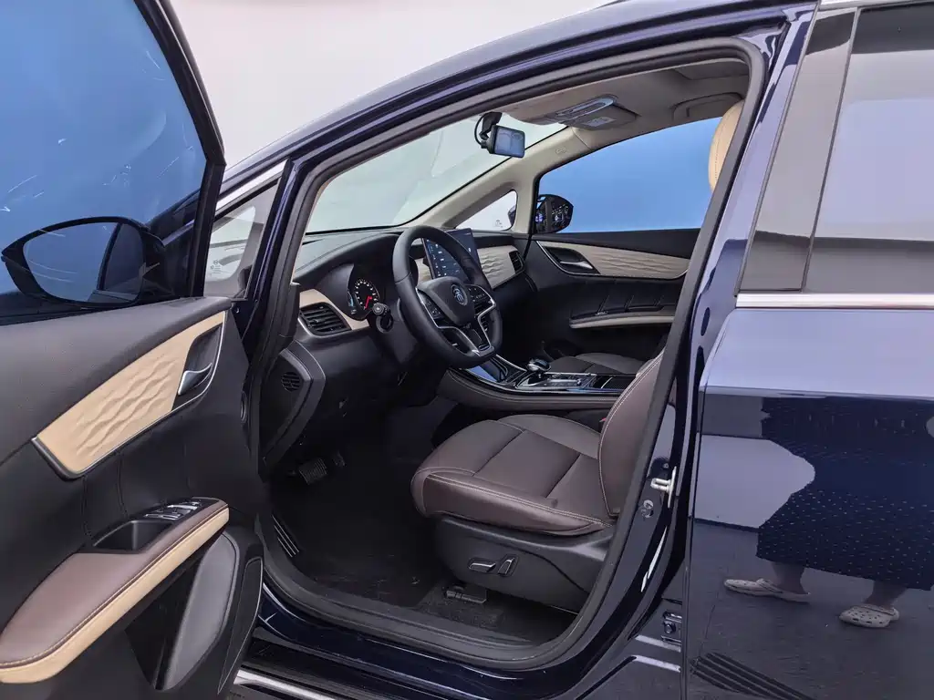 BYD Song MAX New Energy 2023 — фото 14