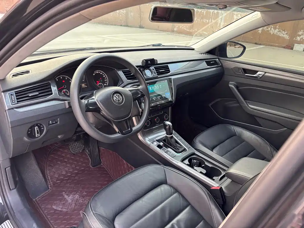 Volkswagen Passat 2019 — фото 13