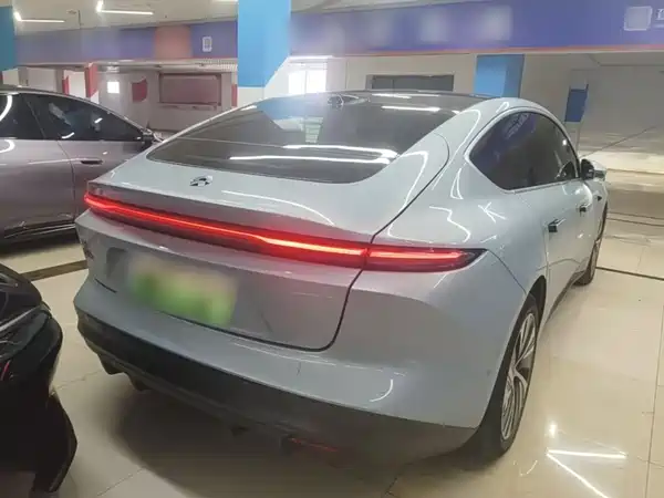 NIO ET5 2022