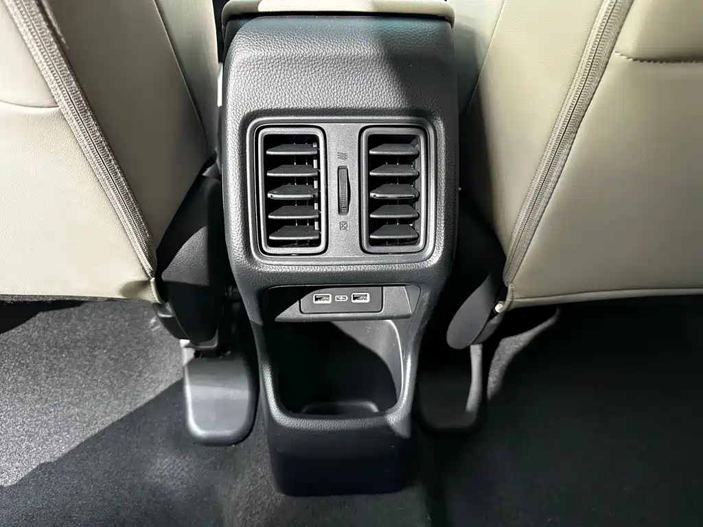 Honda Vezel 2023 — фото 15