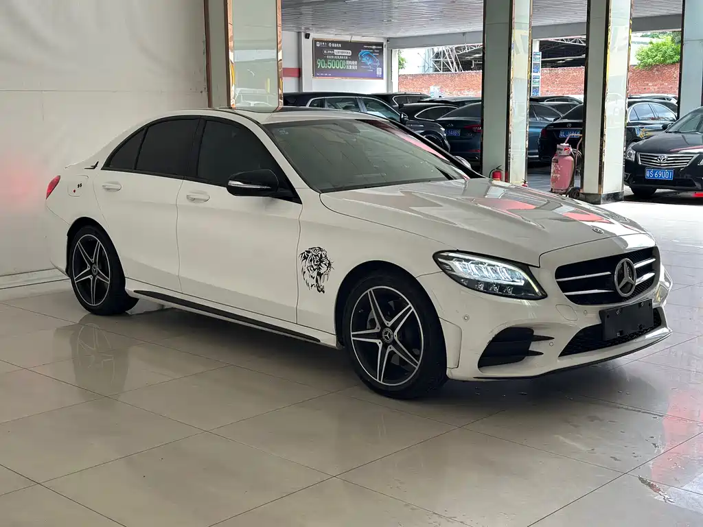 Mercedes-Benz C-Class 2020
