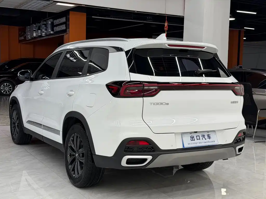 Chery Tiggo 8 2023 — фото 4
