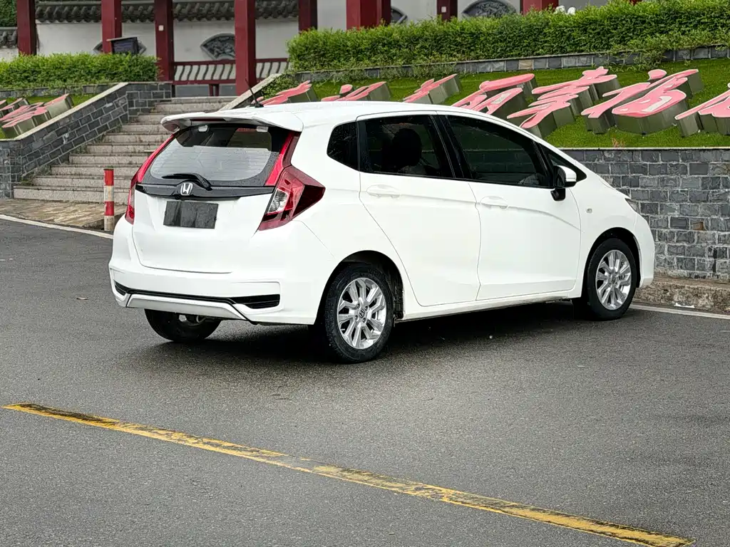 Honda Fit 2020 — фото 7