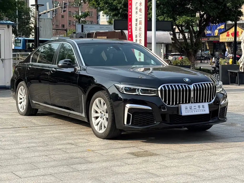 BMW 7 Series 2013 — фото 3