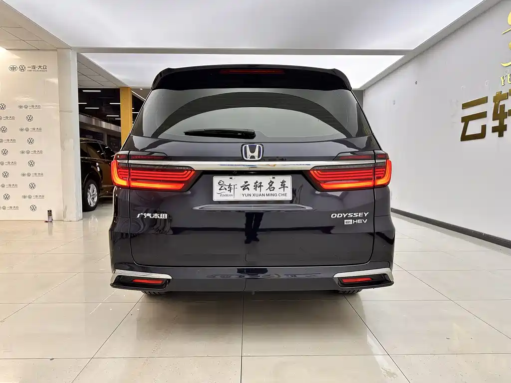 Honda Odyssey 2023 — фото 13