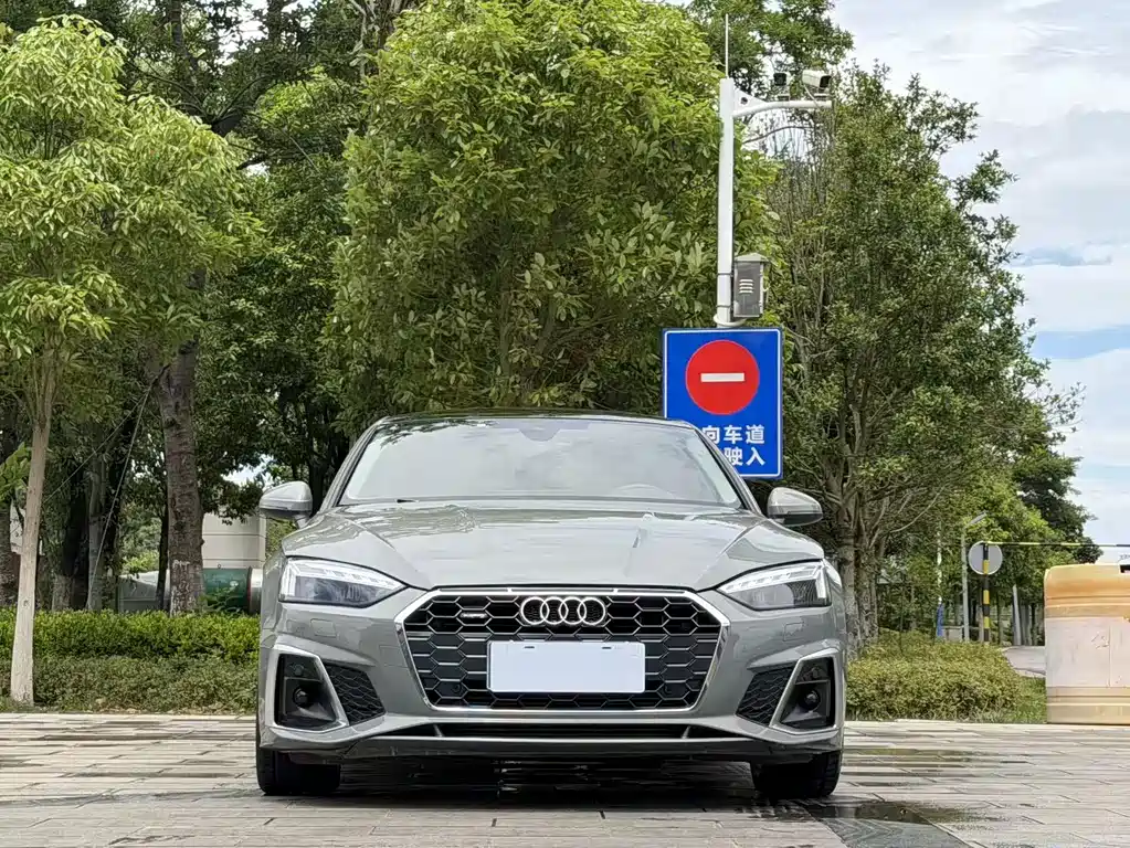 Audi A5 2022 — фото 2