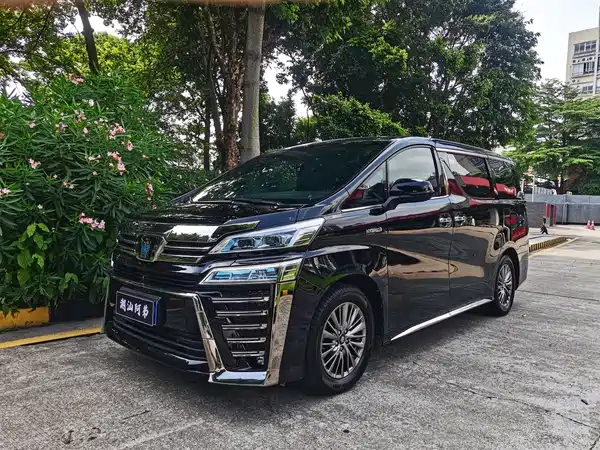 Toyota Vellfire 2023