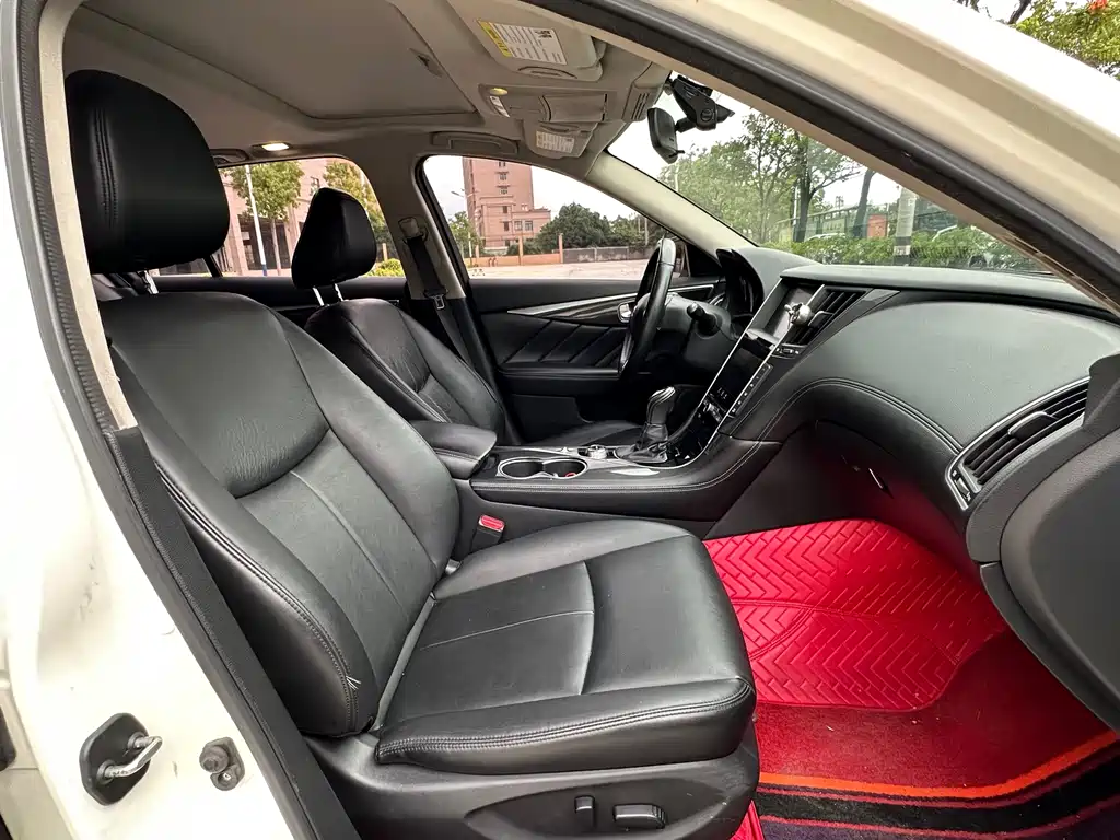 Infiniti Q50L 2018