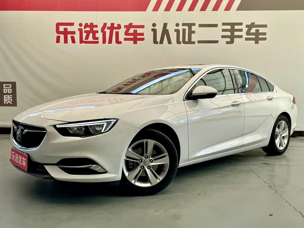 Buick Regal 2020 — фото 1