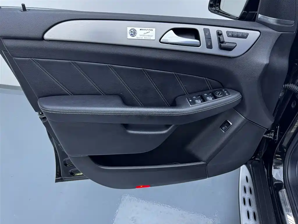 Mercedes-Benz M-Class AMG 2016 — фото 11
