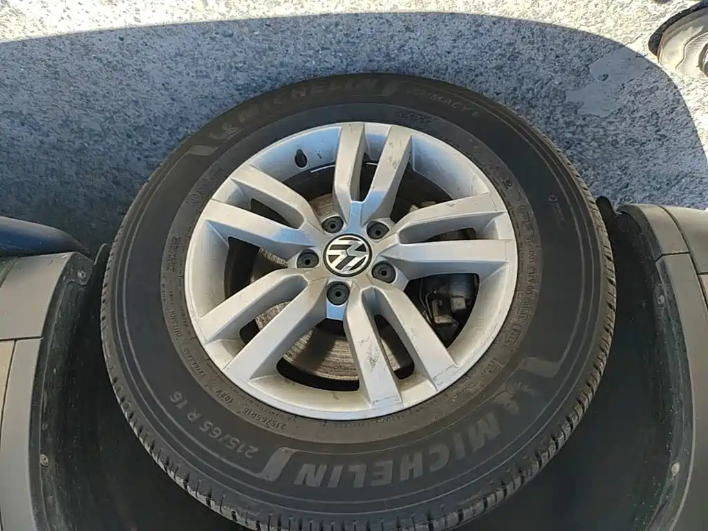 Volkswagen Tiguan 2016 — фото 23