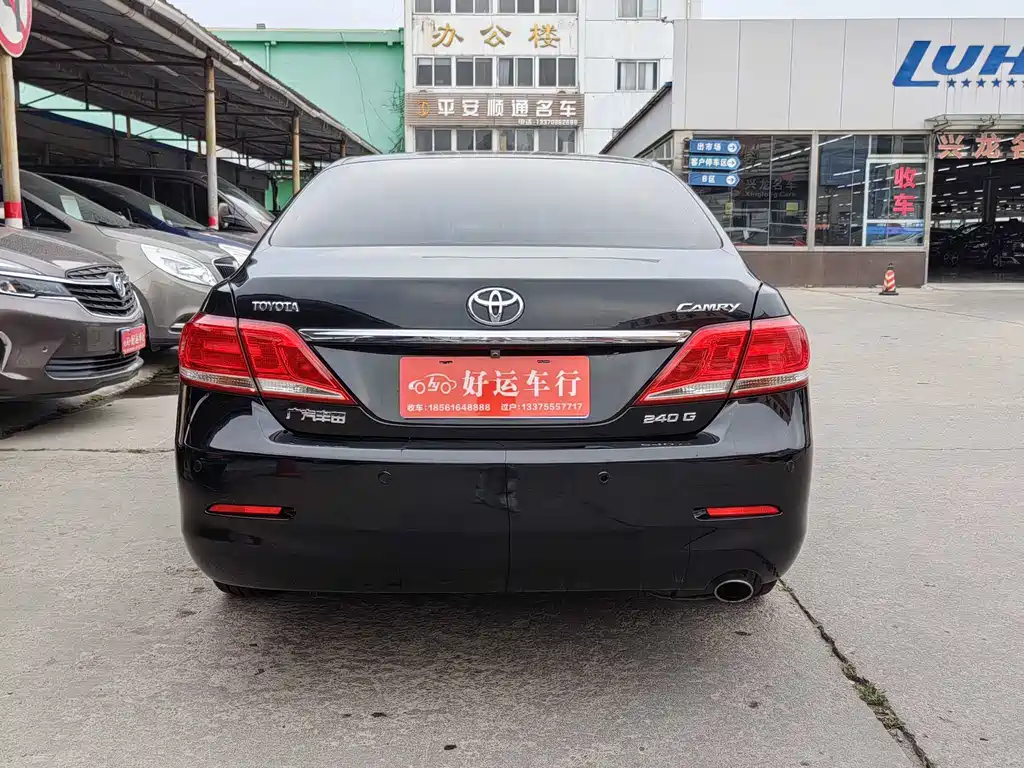Toyota Camry 2009 — фото 10