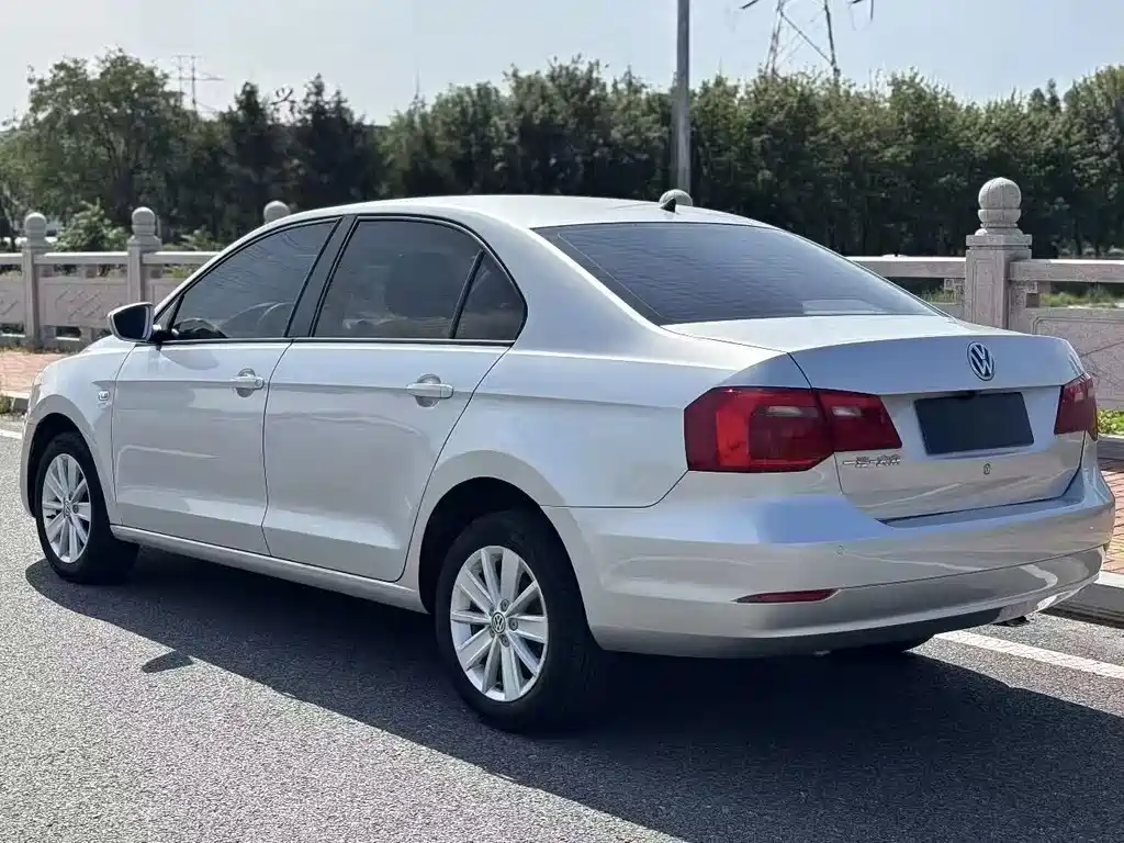 Volkswagen Jetta 2013