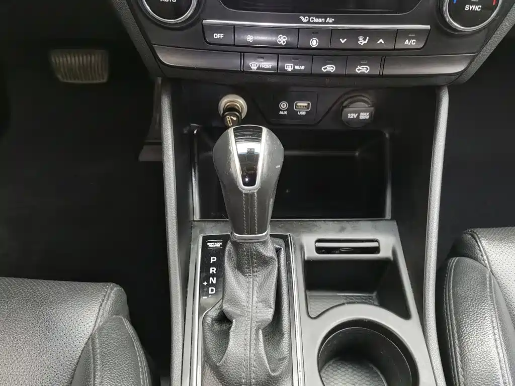 Hyundai Tucson 2017 — фото 13