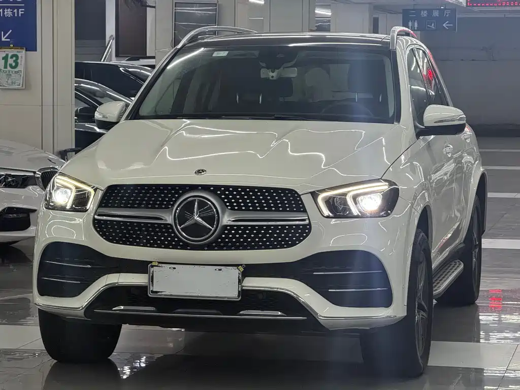 Mercedes-Benz GLE 2020 — фото 1