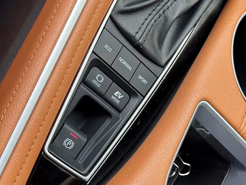 Toyota Avalon 2022 — фото 7