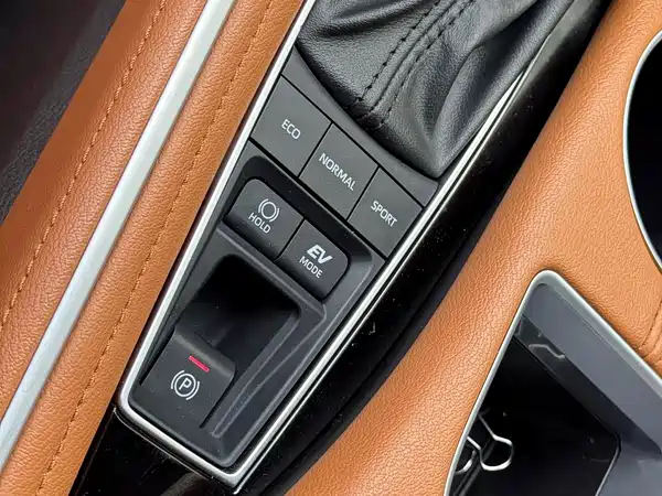 Toyota Avalon 2022