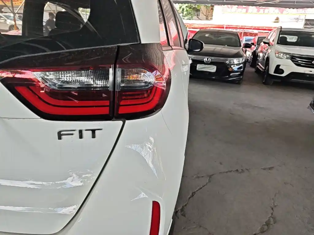 Honda Fit 2022 — фото 8