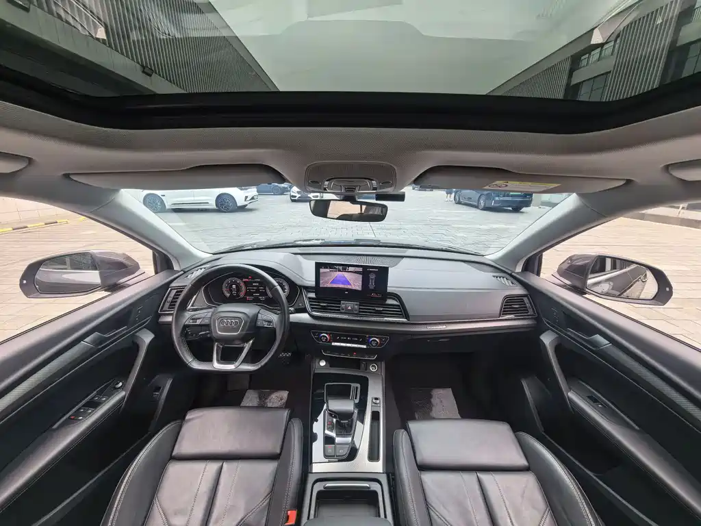 Audi Q5L 2021 — фото 11