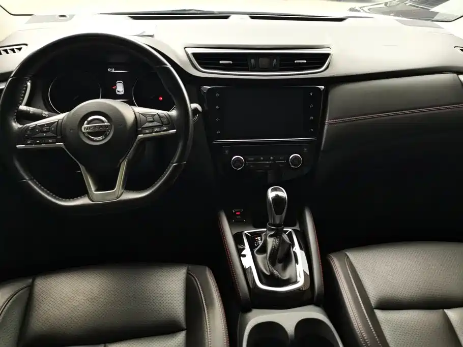 Nissan Qashqai 2021 — фото 12