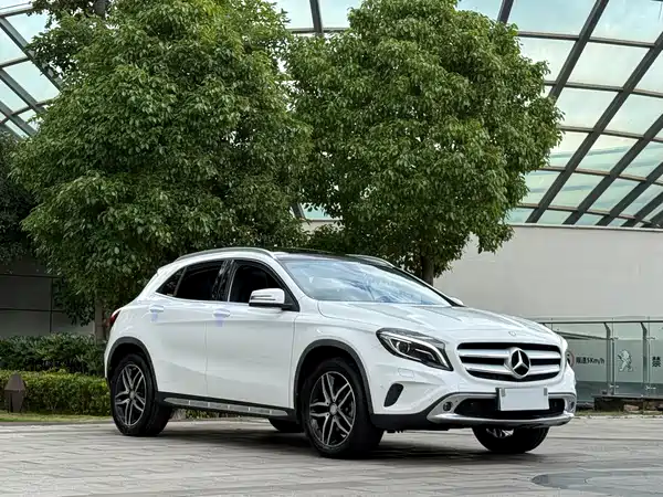 Mercedes-Benz GLA 2017