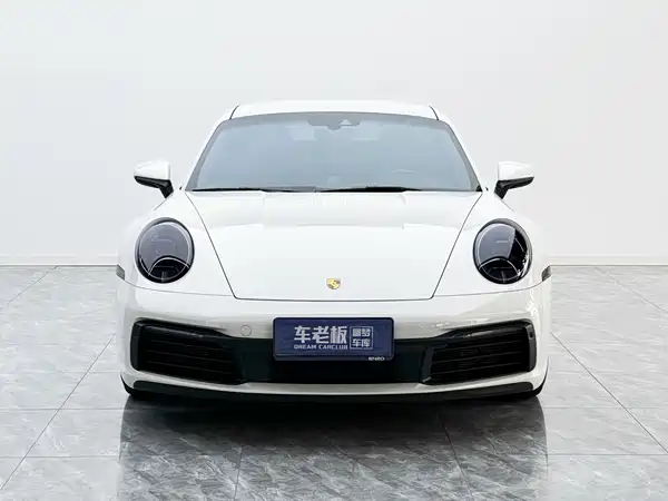 Porsche 911 2024