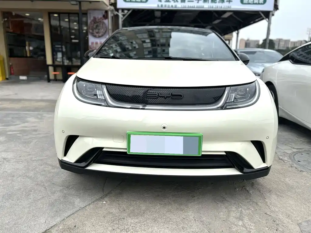 BYD Dolphin 2023