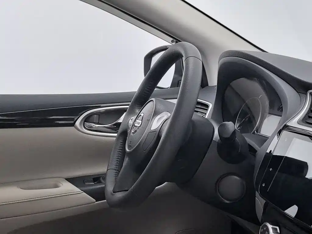 Nissan Sylphy 2019 — фото 22