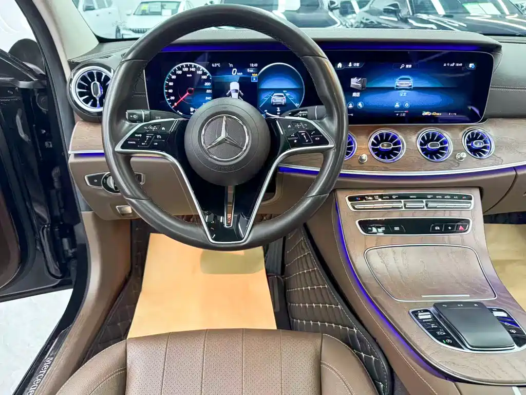 Mercedes-Benz E-Class 2023 — фото 20