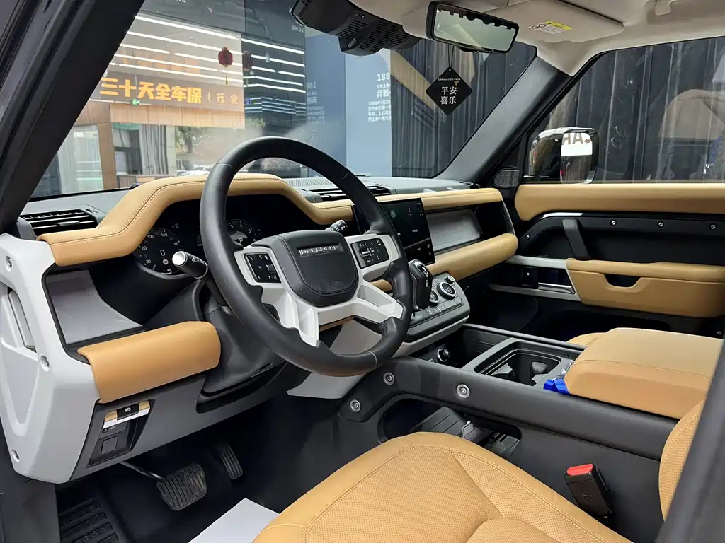 Land Rover Defender 2024 — фото 15