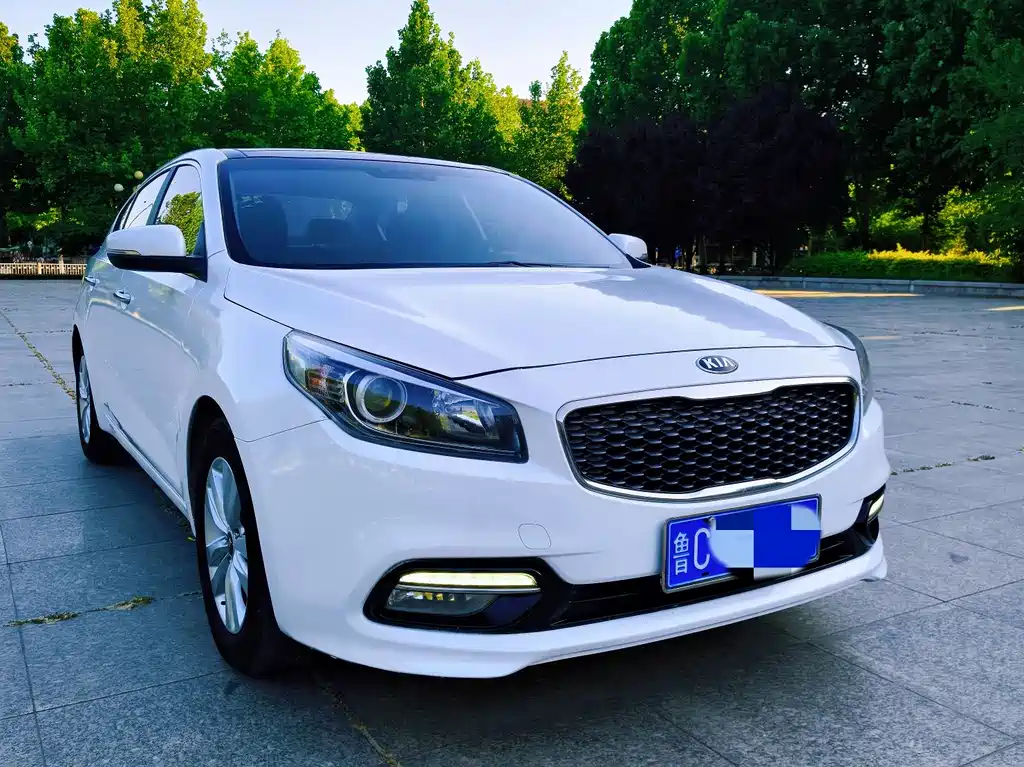 Kia K4 2015 — фото 3