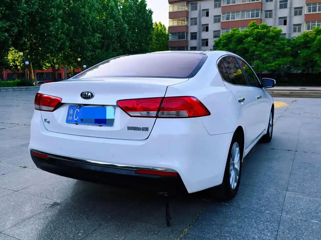 Kia K4 2015 — фото 13
