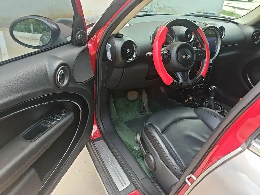 MINI Countryman 2015 — фото 16