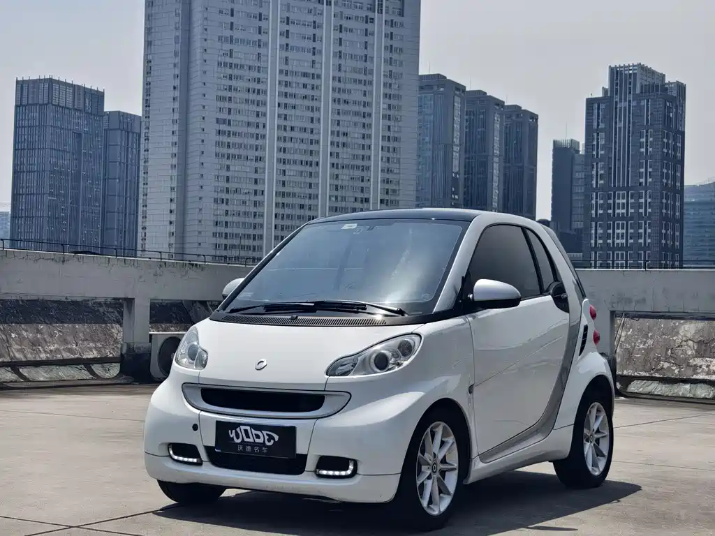 smart Fortwo 2012 — фото 3