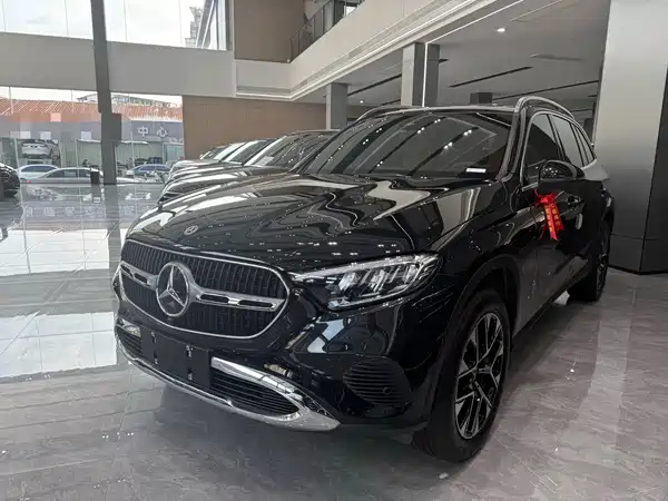 Mercedes-Benz GLC 2023