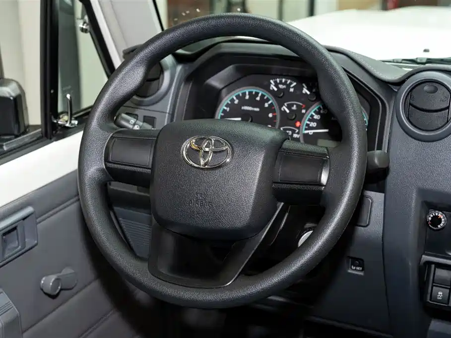 Toyota Land Cruiser 2025 — фото 13