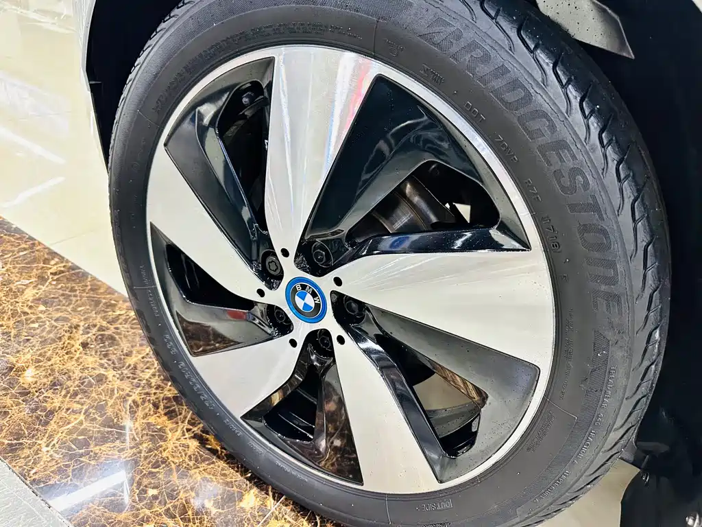 BMW i3 2019 — фото 12