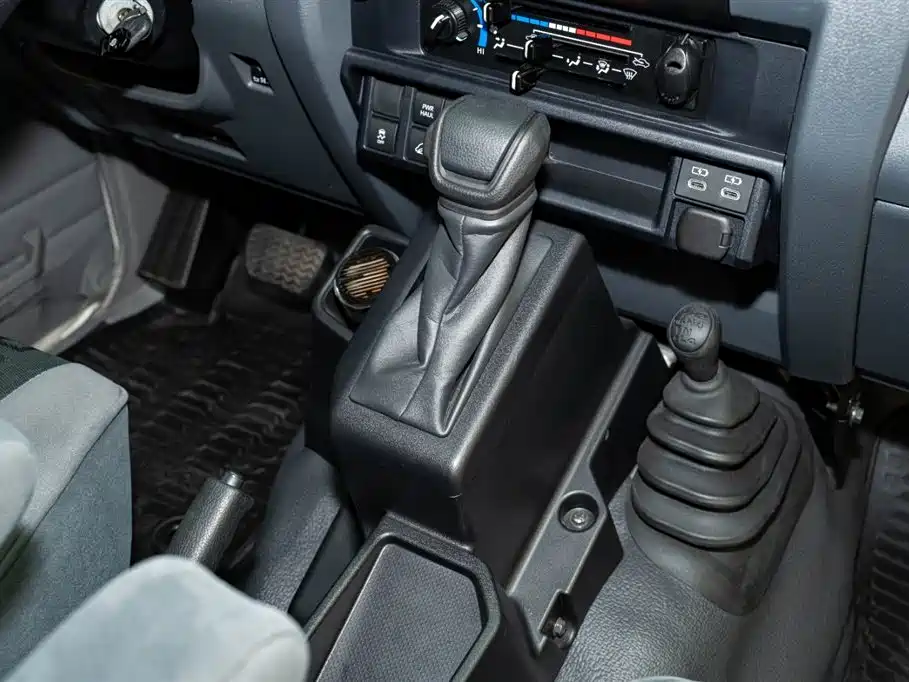 Toyota Land Cruiser 2025 — фото 14