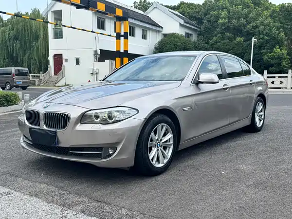 BMW 5 Series 2012
