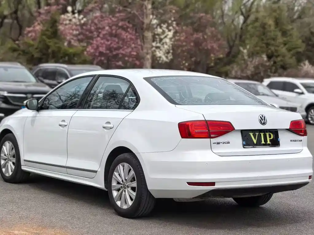 Volkswagen Sagitar 2015 — фото 4