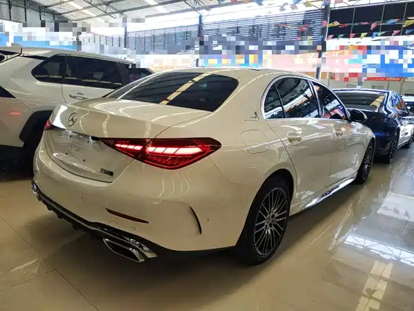 Mercedes-Benz C-Class 2022
