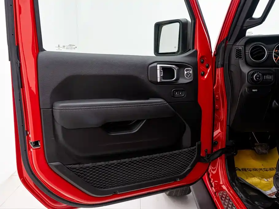 Jeep Gladiator 2023 — фото 18