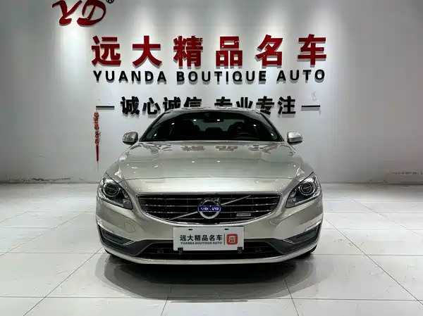 Volvo S60 Plug-In Hybrid 2016