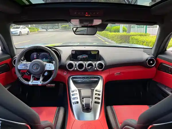Mercedes-Benz AMG GT 2020