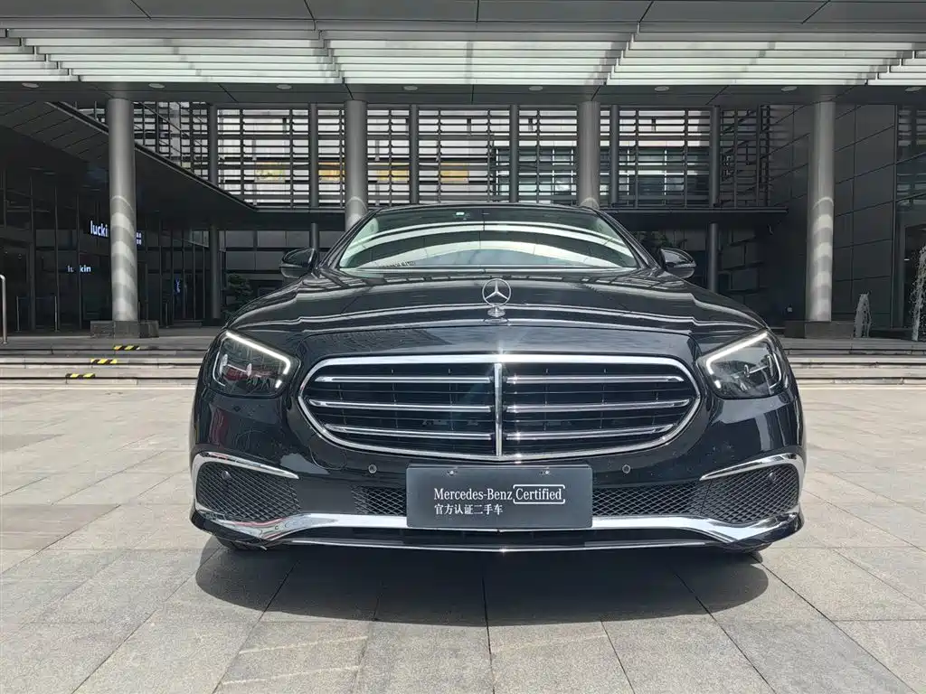 Mercedes-Benz E-Class 2022 — фото 2