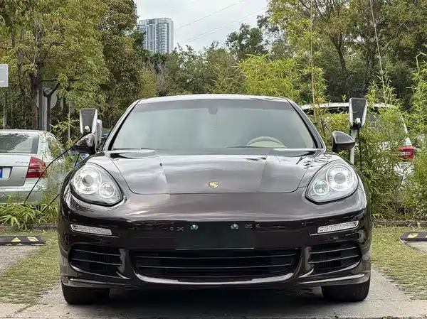 Porsche Panamera 2016